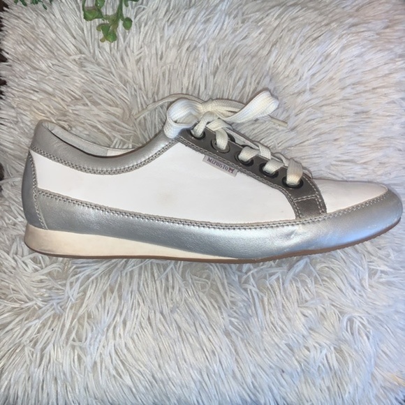 Mephisto Leather Sneakers Air Relax Shock Absorbing Soles White Silver Ladies 10 - Picture 2 of 16
